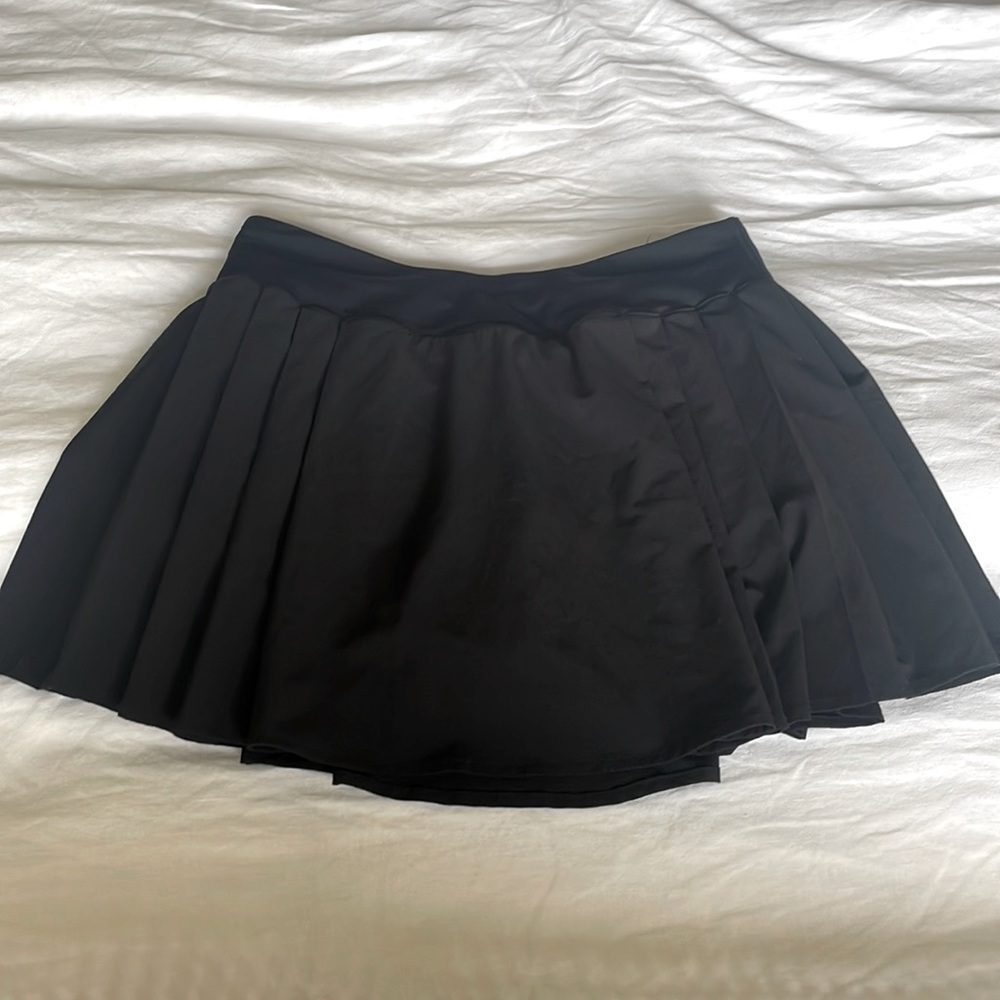 Lululemon Black Pleated Skort